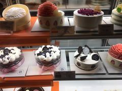 -巴黎贝甜(大宁国际商业广场店)