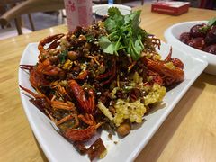 -聚汇三少·龙虾·中餐厅(莫邪路新天地店)