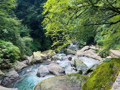 -西岭雪山大飞水景区