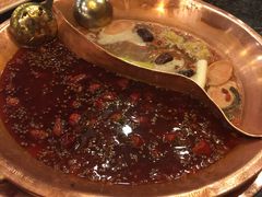 鸳鸯锅-老码头火锅(骡马市店)