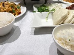 小鸡炖蘑菇粉-北李妈妈菜·海肠捞饭(高新万达店)