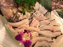 -鲜入围煮花胶鸡海鲜火锅