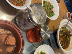 -黄泥岗·地道湖北菜(奥特莱斯店)