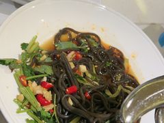 -小鱼小牛·鱼牛干锅·脆鱼火锅(世欧广场店)