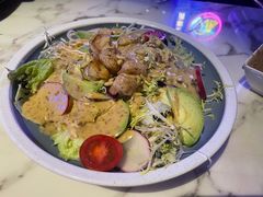 牛油果大虾沙拉-JUKEBOX玖部音乐餐厅(华侨城店)