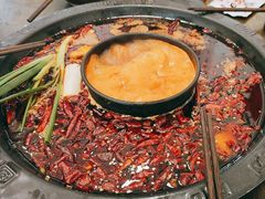 -黄潇洒老火锅(九眼桥宏济巷店)