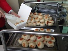 鲜肉月饼-长发西饼(临顿路店)
