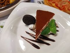 -绿茵阁西餐厅(中央广场店)