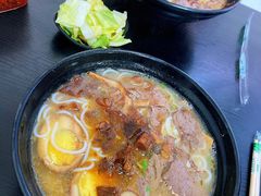 -花溪巷牛肉粉(泉城路店)