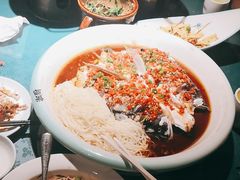 -呷湘厨·鱼汤捞饭·剁椒鱼头·辣椒炒肉(国家会展中心店)