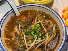 酸菜牛肉米线-香港新曜记茶餐厅(星耀城店)