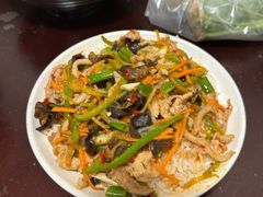 -巍山𤆵肉饵丝