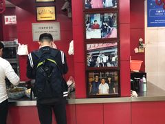 -闫家驴肉老店(华电一校店)