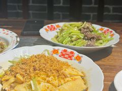 葱油淋走地鸡-广府乡下·饭庄(新港东路店)