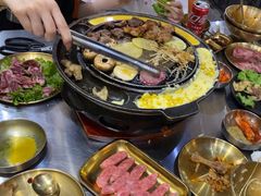 -胡悦里韩式烤肉(芝罘万达广场店)