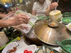 竹笙椰子鸡-润园四季椰子鸡火锅(海上世界店)