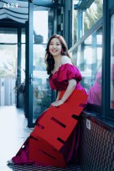 -拉瑞娜LaReine婚纱礼服高级定制