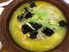 -侬佳蒸菜馆(听潮店)