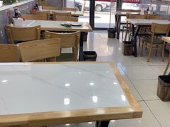 -大肚水饺锅贴·家常融合菜(新港店)