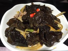 -HIHE Bistro·Oyster Bar(华熙live店)