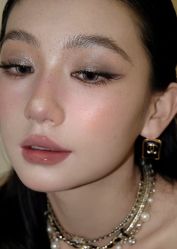 -明天见·化妆造型工作室