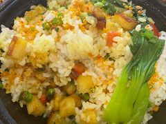 -回味碗土家洋芋饭(财信城市国际店)