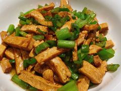 -费大厨辣椒炒肉(吉联MALL店)