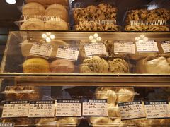 -白玉兰食品(汇联商厦店)