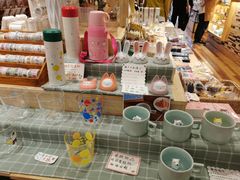 -猫的天空之城概念书店(束河店)