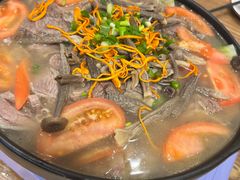 -乡土特色.冷锅鱼.牦牛肉汤锅