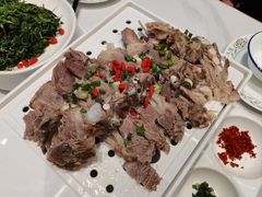 -民族手抓羊肉馆·滩羊手抓·烤全羊