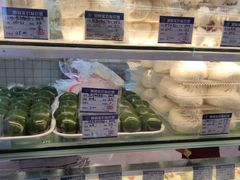 -白玉兰食品甜凤店(合生汇店)