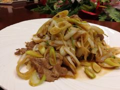 -牟传仁饭庄(星海店)