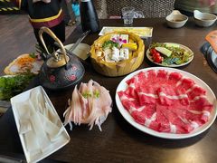 -滇釜火锅·能喝汤的火锅(车公庄店)