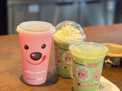 -瑞幸咖啡(上梅林地铁站店)