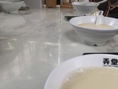 -弄堂咪道-饭香·面香·馄饨香(汇锦广场店)