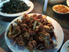 炸肥肠-勐海县南糯山水河寨小李美食餐厅