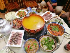 -三锅莊·牦牛肉火锅·香格里拉特色藏餐宴请餐厅(昆明创始店)