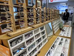 -沪睛眼镜蔡司官方授权店(金桥佳林路店)