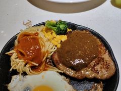 -汤姆家的牛排意面披萨(融创茂店)