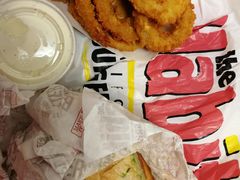 -The Habit Burger Grill 哈比特汉堡(爱琴海店)