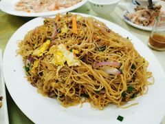 -辉记虾塘海鲜农庄