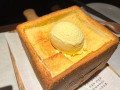 面包诱惑-绿茶餐厅(同成街华联店)