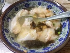 -无名氏宵夜小摊(祝家三姐妹馄饨店)