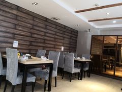 大堂-英子补身汤(海兰路店)