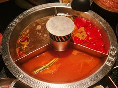 -晓宇重庆火锅(西安荟聚店)