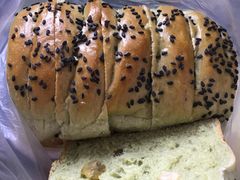 -Dough&Joe团憩(瑞虹天地月亮湾店)