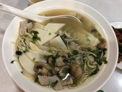-二扁私房面馆(崂山路店)