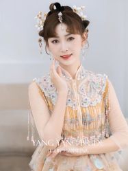 -洋洋婚纱品牌集合店