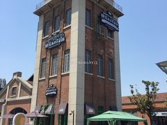 -TIMES CITY OUTLETS 时代·城市·奥特莱斯(上海国际时尚中心店)
